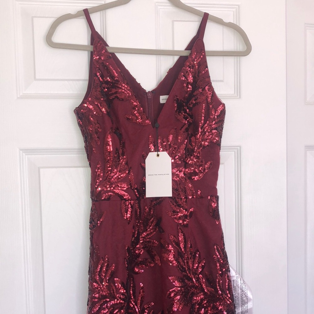 42.   Nwt size xs Elegant Burgundy Floral Dress - Picture 3 of 8